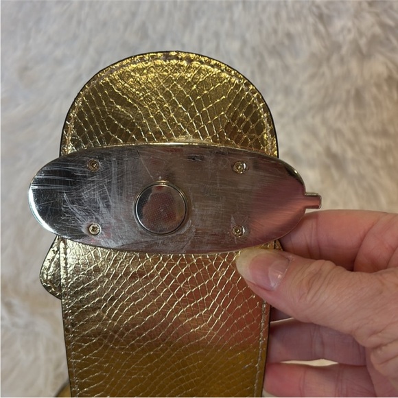 Y2K Guess Straw and Gold Ribbon
Woven Shoulder Bag - Picture 3 of 16